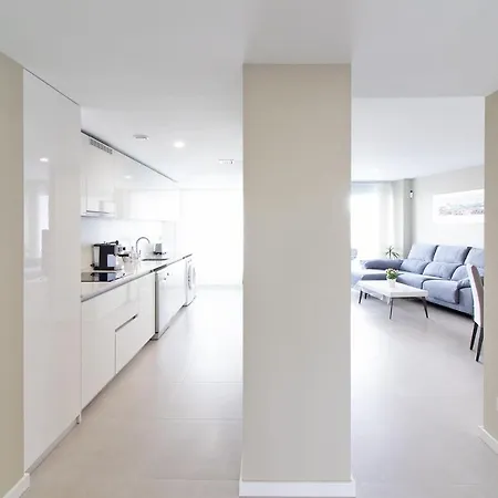 Global Properties, Moderno Con 2 Terrazas Y 3 Apartment