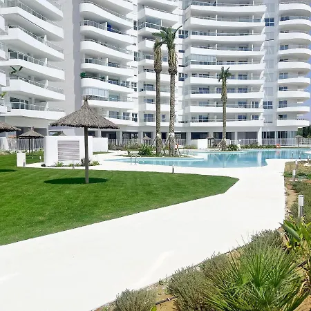 Global Properties, Moderno Con 2 Terrazas Y 3 Apartment