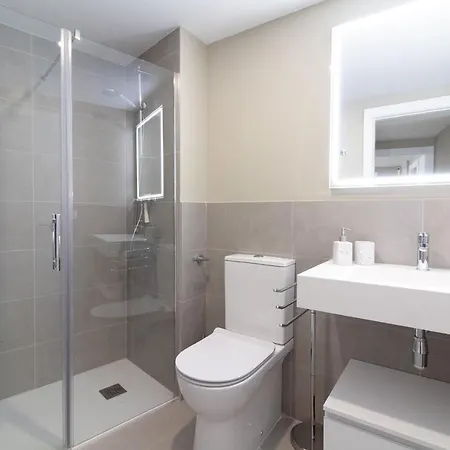 Global Properties, Moderno Con 2 Terrazas Y 3 Apartment *