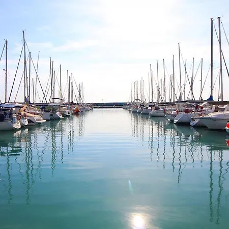 Global Properties, Moderno Con 2 Terrazas Y 3 Apartment Canet d'En Berenguer