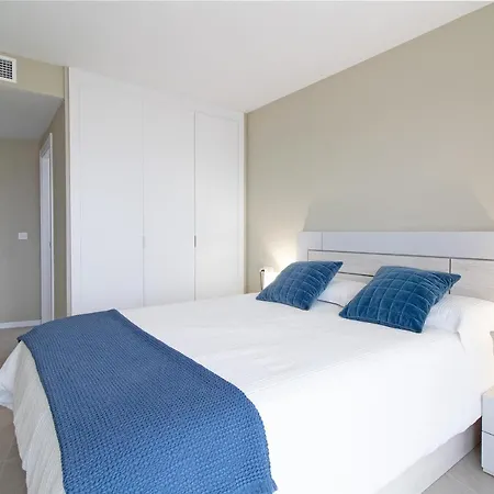 Global Properties, Moderno Con 2 Terrazas Y 3 Apartment Canet d'En Berenguer